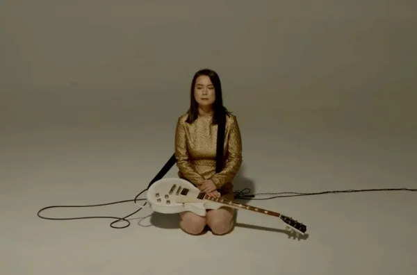 Analysis of “Your Best American Girl” by Mitski