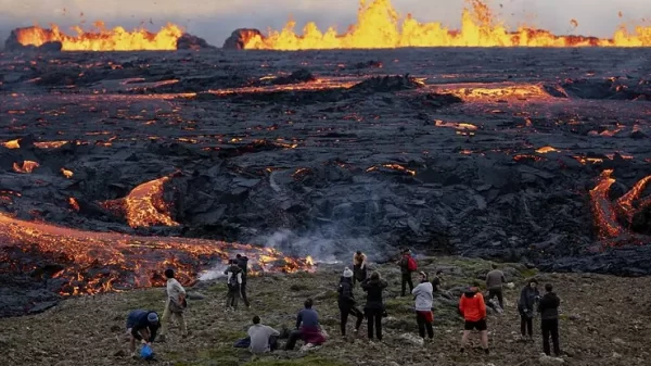 Three Tourists Survive Volcanic Eruption in Iceland