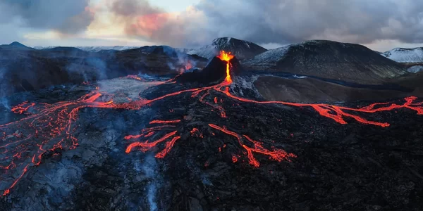 Three Tourist Injured Near Volcanic Eruption in Iceland