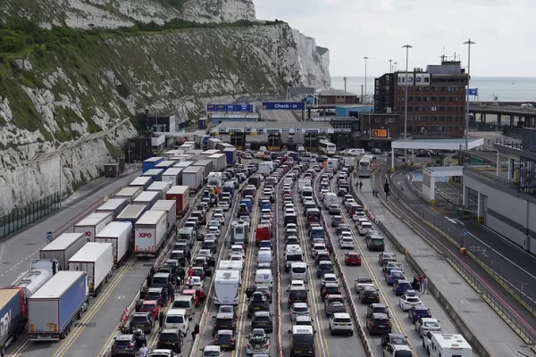 Dover Port Has Seven Hour Traffic