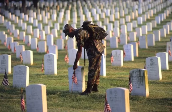 Boy Decides to Build a Memorial for Veterans After Realizing There Wasn’t One.