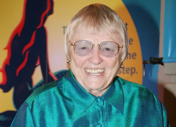 Voice actor of Ursula Pat Carroll Passed Away of Old Age.