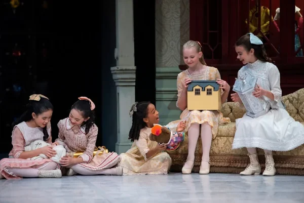 Young Children Make ‘The Nutcracker’ Fun