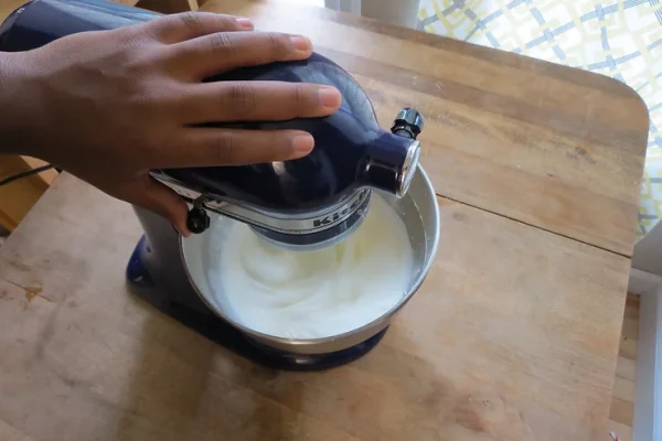 Teen creates cupcakes to honor Black History Month and Martin Luther King Jr.