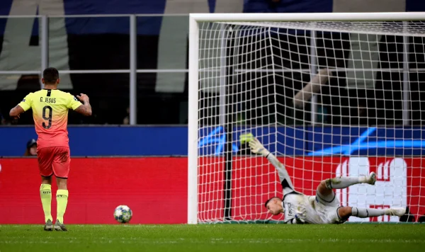 How the Psychology Behind Soccer Players’ Penalty Kicks Works