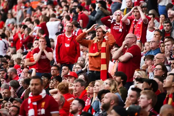 Fans Have Tour of English Soccer Court