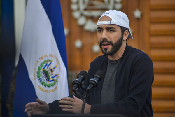 El Salvador’s President Bukele is Investing More In Bitcoin Despite its Recent Crash