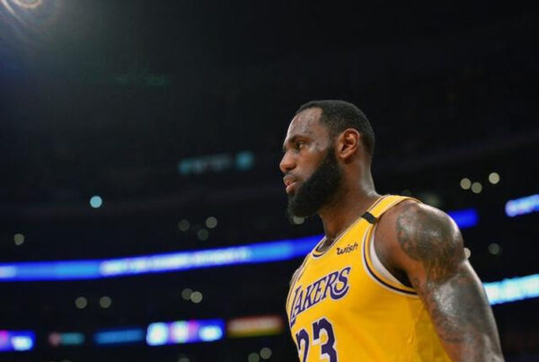 Lakers lock up LeBron James’s supporting cast with a flurry of signings