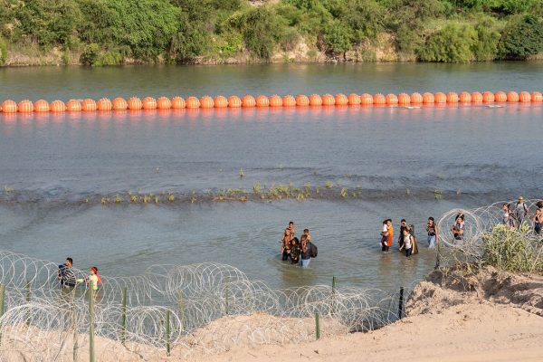 U.S. Plans to Sue Texas over Floating Barrier in Rio Grande