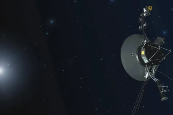 After 2 Weeks of No Response, Voyager 2 Reconnects