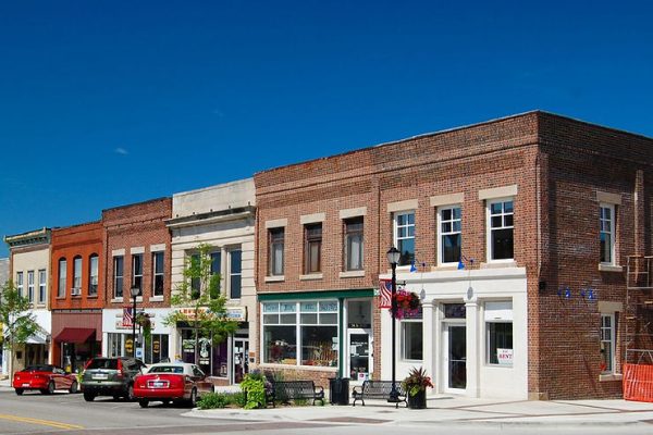 Some Investors Bought a Small Town for Development. They Left It to Rot.