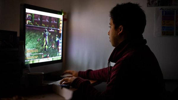 Gamers at risk of gaming disorder and hallucinations, research shows