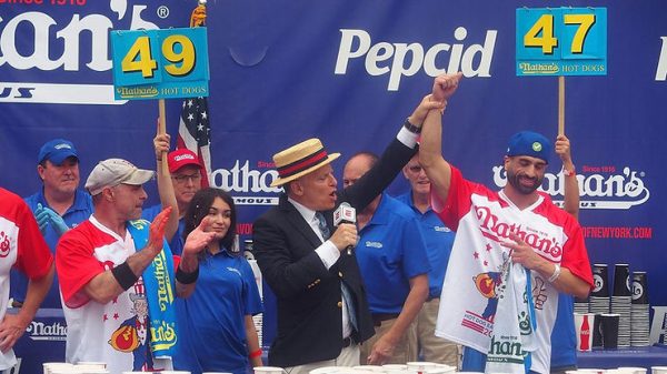 Man Consumes 47 Hotdogs Under 10 Minutes And Conquers Sickness