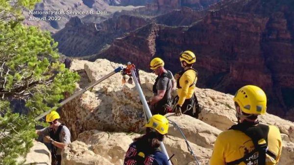 Teen Falls 70 Feet into Grand Canyon