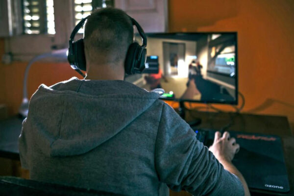 Gamers at risk of gaming disorder and hallucinations, research shows