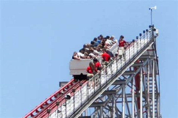 Riders Rescued From a 205 Foot Drop Roller Coaster