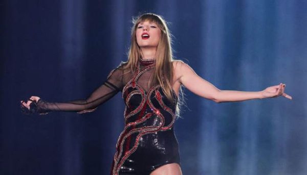 Taylor Swift Fans Cause a Mini Earthquake