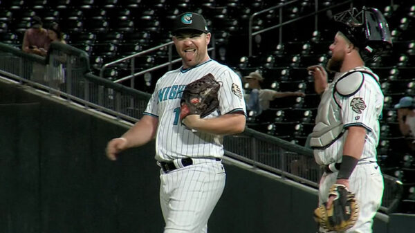 Incredible Comeback: Liam Hendriks Defeats Cancer and Returns to Triumph on the Baseball Field