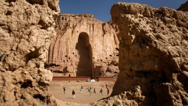 Taliban Inviting People to Former Buddha Ruins