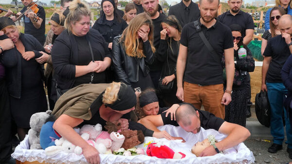 Behind the Front Lines, Russian Families Grieve