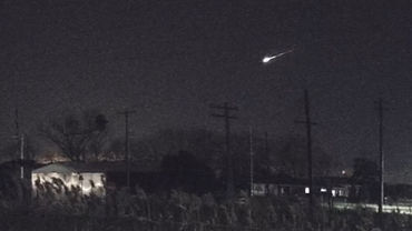 Meteor Flies over Ontario