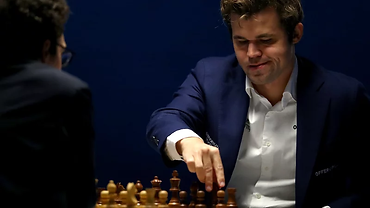 Magnus Carlsen Cccuses Hans Niemann of Cheating in the Chess World championship