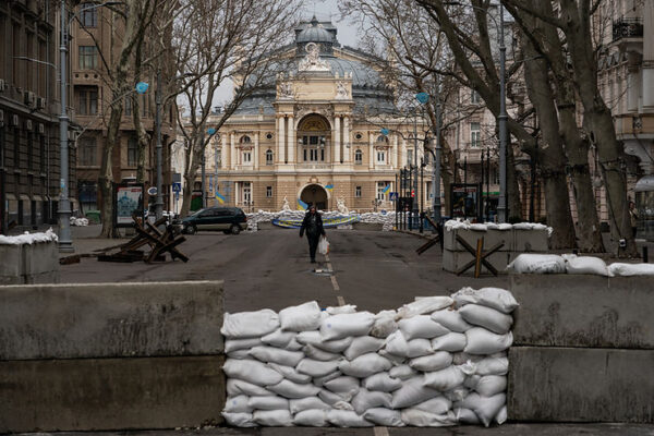 UKRAINE’S ODESA OPERA HOUSE REOPENS IN THE MIDST OF WAR