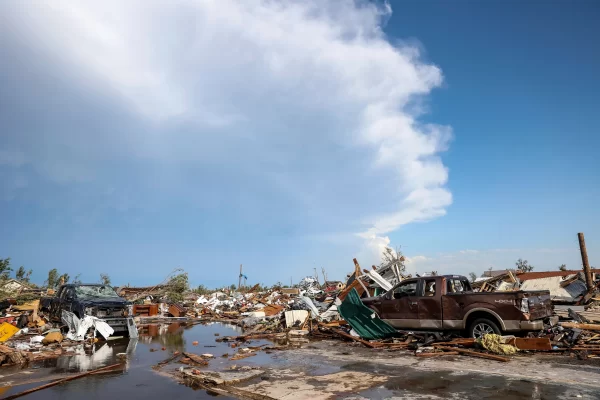 Tornado in West Texas causes Heat Wave to Hit Florida