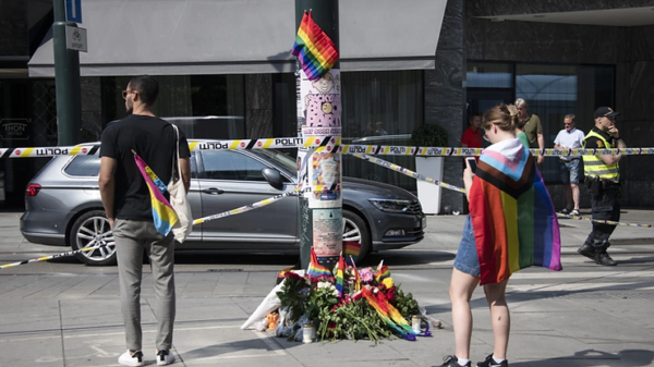 Oslo shooting: “Bullets cannot kill love”