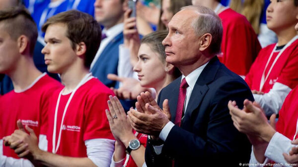 Putin is Shaping a New Generation of Supporters through Schooling