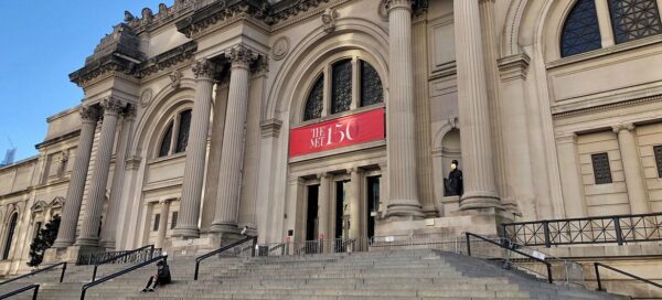 New York Museums Close Due to Financial Issues