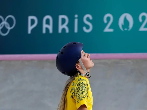 Chloe Covell, Teen Skater, Decides To Go For Gold In Paris Despite Injuries