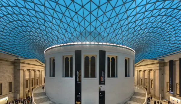 Artist Steals Coin in front of Cameras at the British Museum