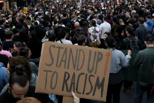 Anti-Racism Protesters Come Together In Order To Fight Back Against Anti-Immigration Protesters